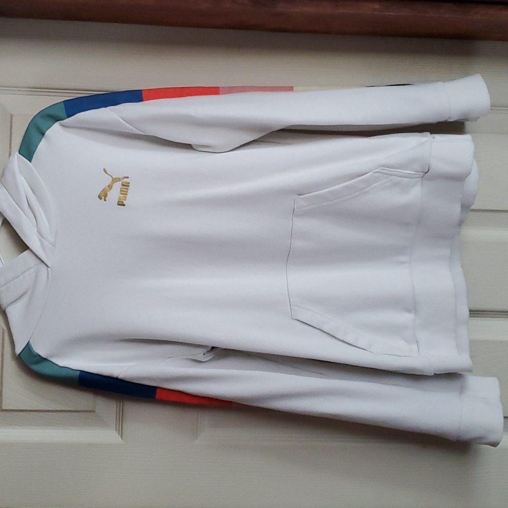 Puma Sweatshirt Boys Large White with Multicolor Stripes on Sleeve